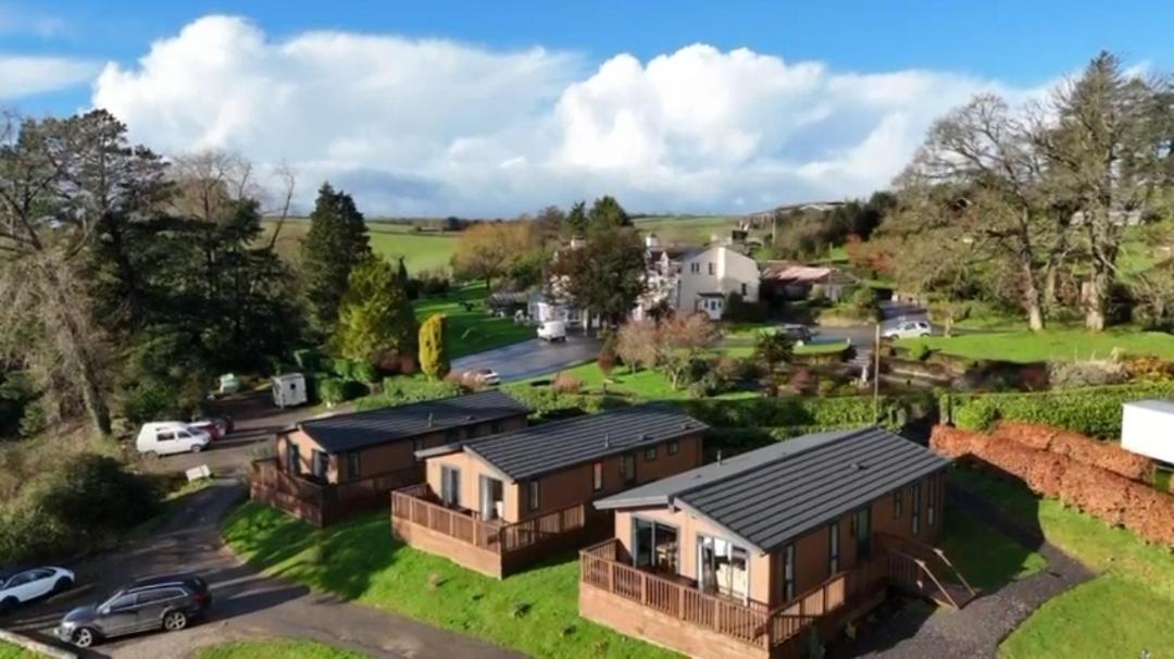 Two Bedroom In The Country - Owl, Peacock & Meadow * Liskeard