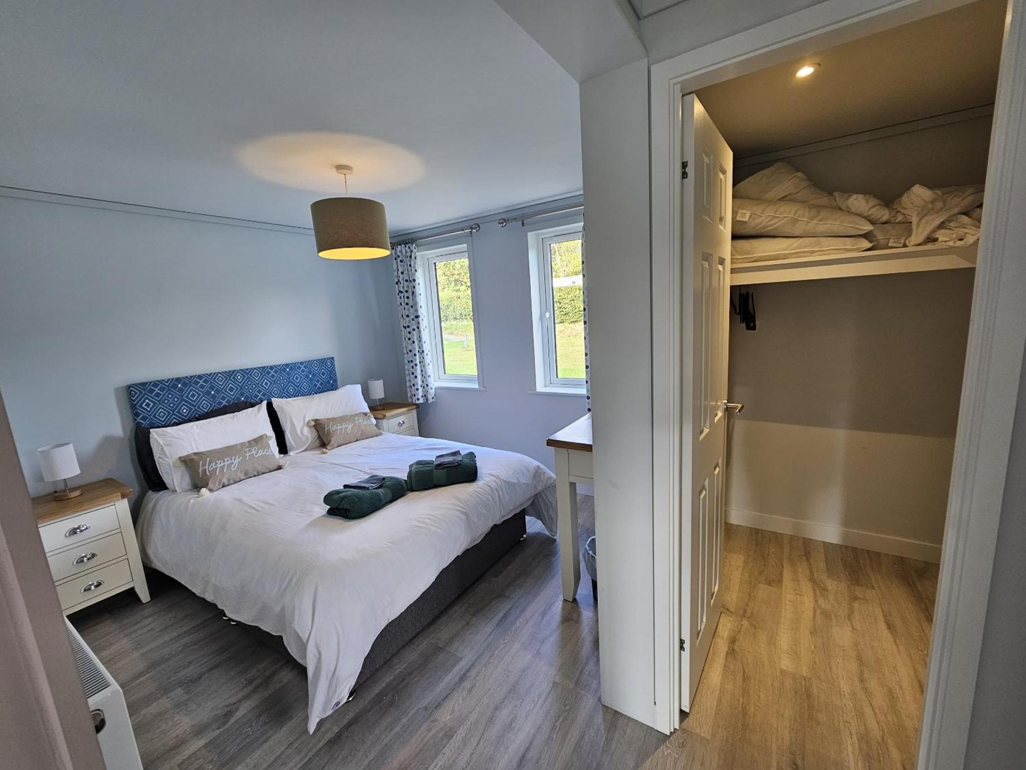 Two Bedroom In The Country - Owl, Peacock & Meadow Alojamento de Turismo Selvagem *