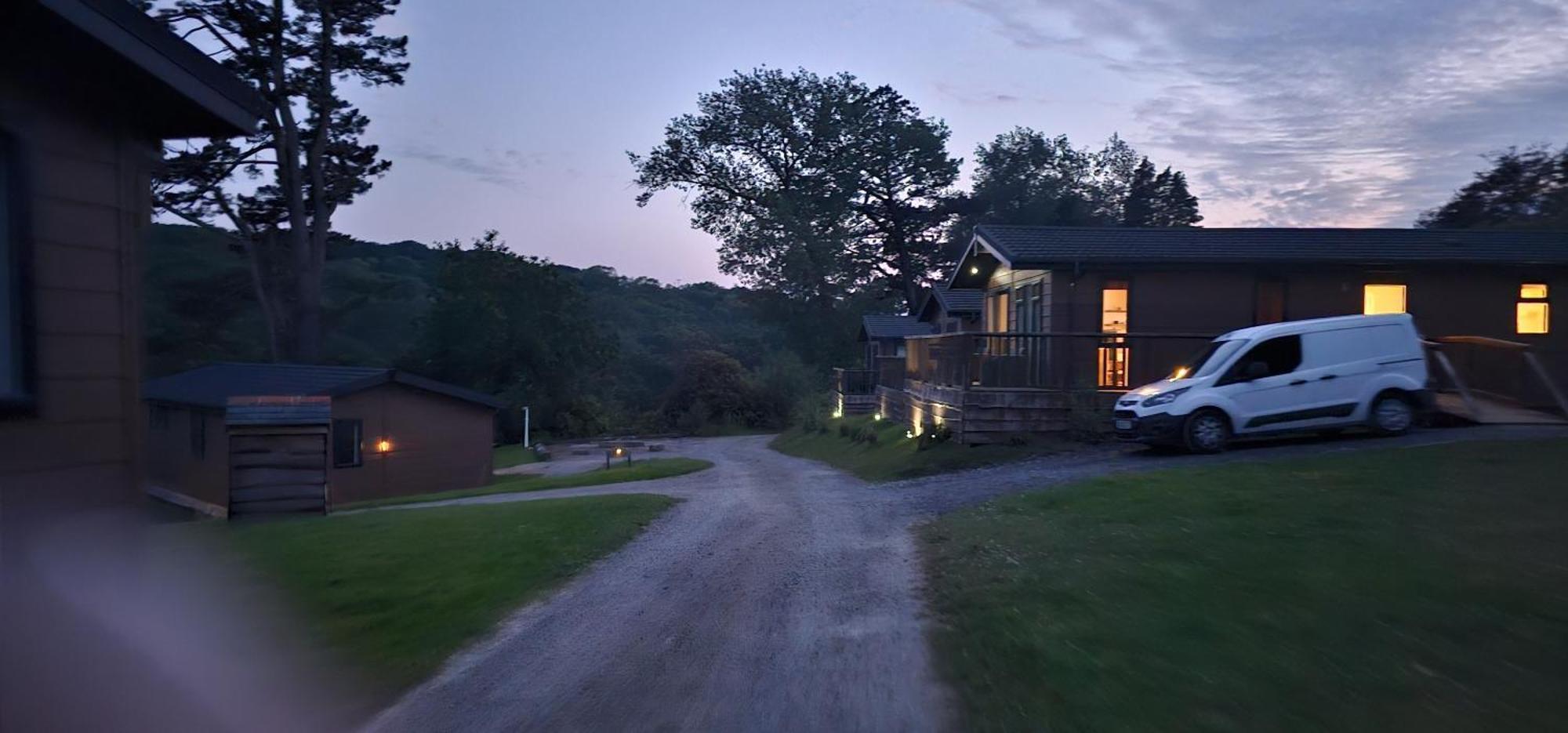 Two Bedroom In The Country - Owl, Peacock & Meadow Liskeard