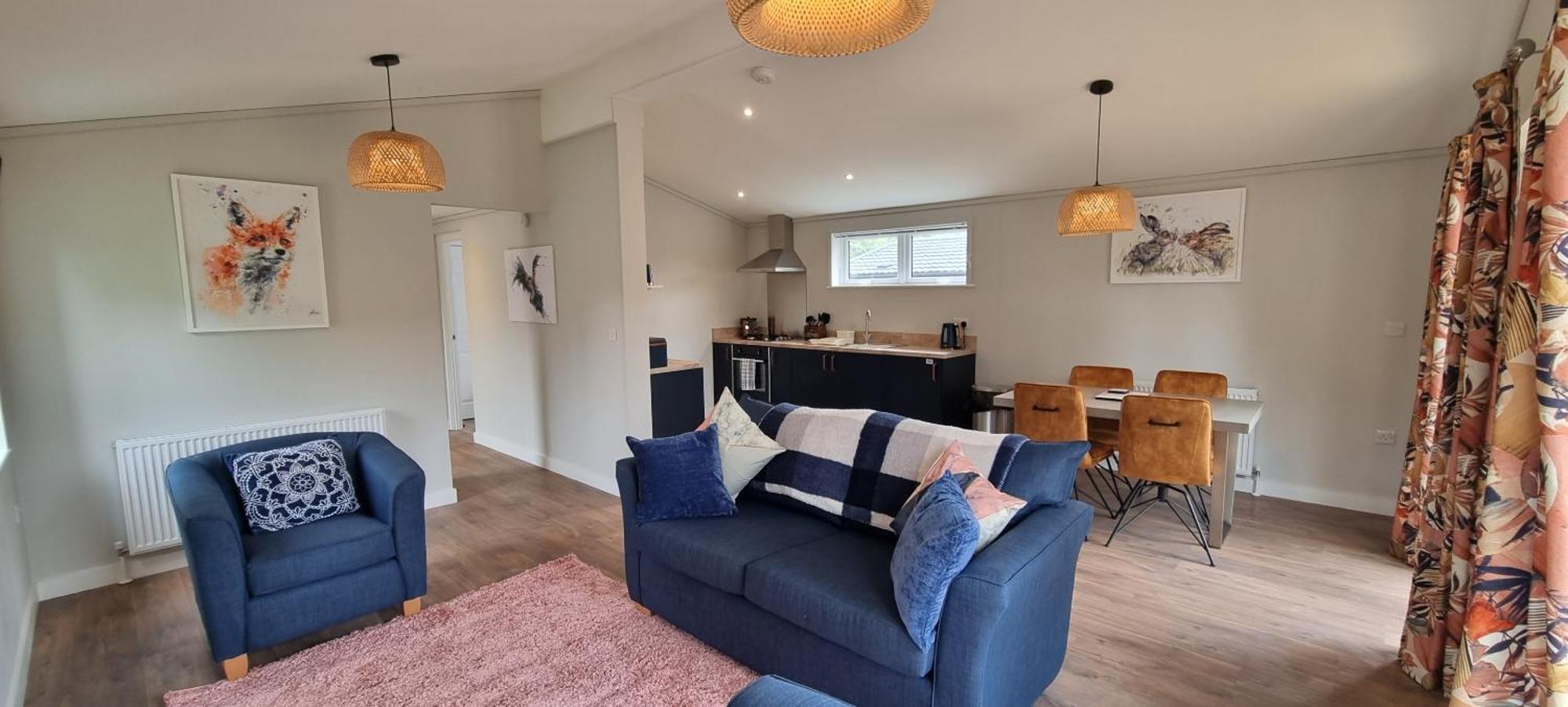 Two Bedroom In The Country - Owl, Peacock & Meadow *